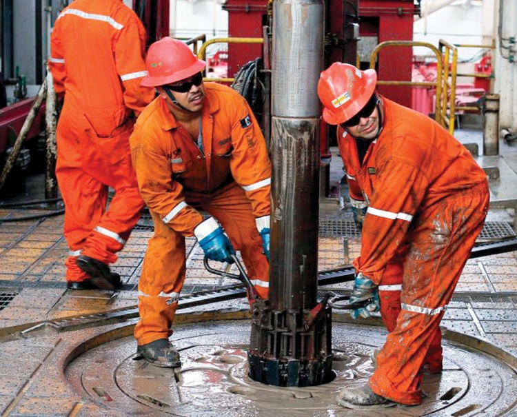 Gobierno le pide a Pemex que sus empleados donen el 25% de su salario en lo que resta del a&ntilde;o