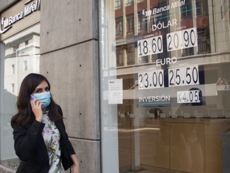 Posibilidad de "recesi&oacute;n leve" llega a 30% en un escenario para M&eacute;xico a final de 2022