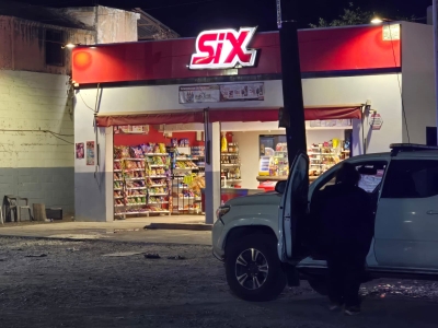 Trabajador de expendio de cerveza queda herido en ataque a balazos en Aguaruto, Culiac&aacute;n