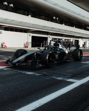 Advierte el piloto &acute;Checo&acute; P&eacute;rez problemas en varios aspectos, con la unidad de potencia, con el coche y lo electr&oacute;nico