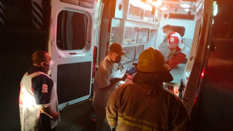 Chocan Tsuru contra Beat en Obreg&oacute;n y Costerita, una mujer resulta herida, en Culiac&aacute;n