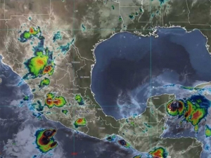 Hurac&aacute;n 'Grace' toc&oacute; tierra al sur de Tulum, Quintana Roo