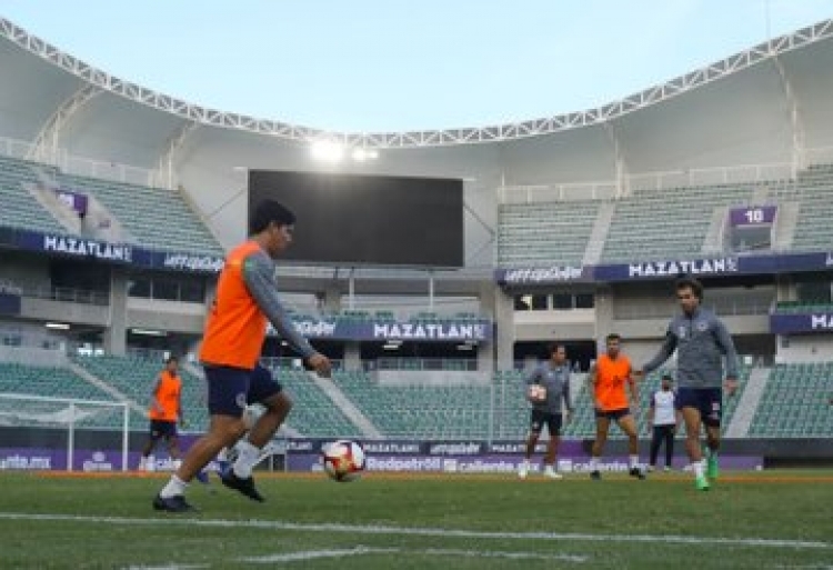 Gobierno de Sinaloa entreg&oacute; a Grupo Salinas el estadio de Mazatl&aacute;n