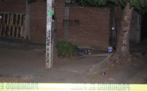 Asesinan a un hombre en un la cochera de un domicilio al sur de Culiac&aacute;n
