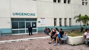 Una mujer fue atacada a golpes y la trasladan a un hospital de Culiac&aacute;n.