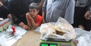 Civiles saquean almacenes de alimentos de la ONU en Gaza ante desesperaci&oacute;n