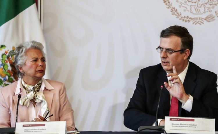 Ebrard y S&aacute;nchez Cordero: los mejores calificados de un gabinete que la mayor&iacute;a desconoce