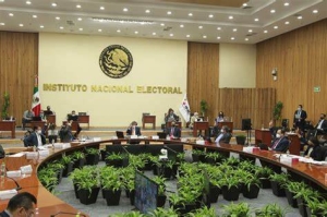 Recibe el INE del Senado la lista de candidatos de la elecci&oacute;n del Poder Judicial