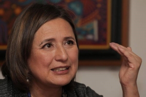X&oacute;chitl G&aacute;lvez le &lsquo;toma&rsquo; la palabra a AMLO: &lsquo;Que me auditen hasta el &uacute;ltimo contrato&rsquo;