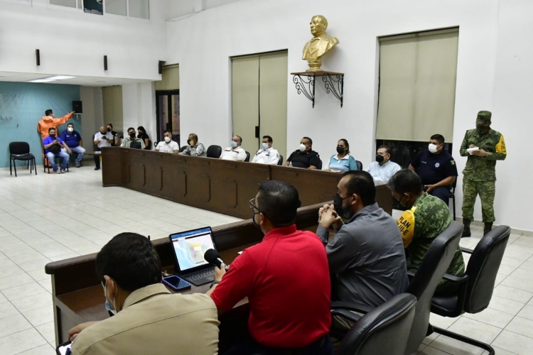 Declaran a Mazatl&aacute;n en Fase Roja ante la cercan&iacute;a del hurac&aacute;n &acute;Nora&acute;