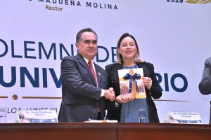 &iexcl;Con visi&oacute;n de futuro! Rinde el Rector Jes&uacute;s Madue&ntilde;a su Primer Informe de Labores ante el H. Consejo Universitario