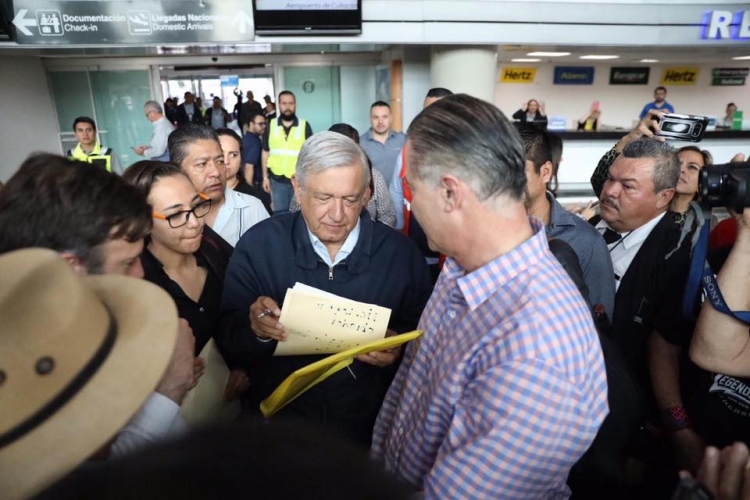 De pasadita llega AMLO a Culiac&aacute;n