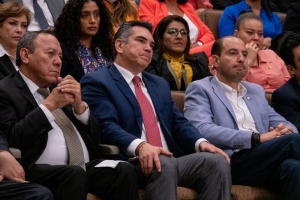 Sin candidatos, 'Va por M&eacute;xico' supera por primera vez a Morena en Edomex: Encuesta EF