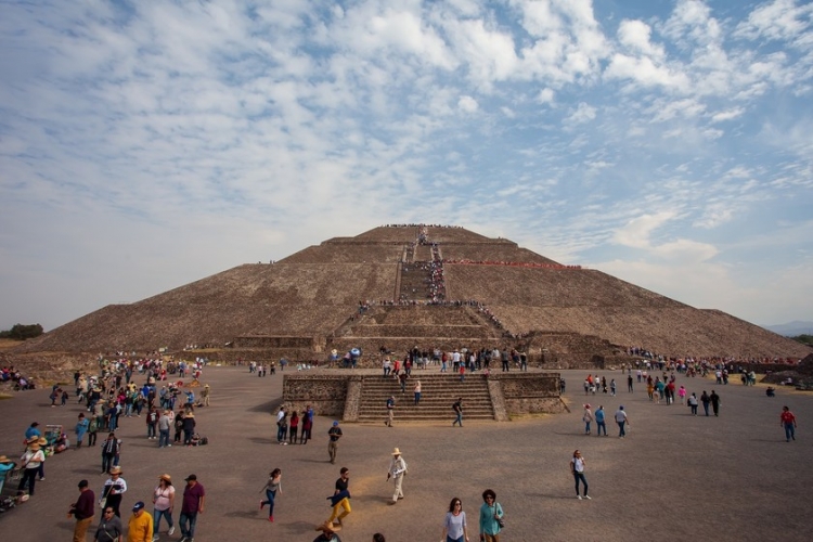 Teotihuacan, la ciudad de dioses, desaf&iacute;a al covid