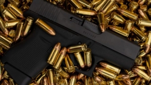 Ohio permitir&aacute; que maestros porten armas despu&eacute;s de 24 horas de entrenamiento