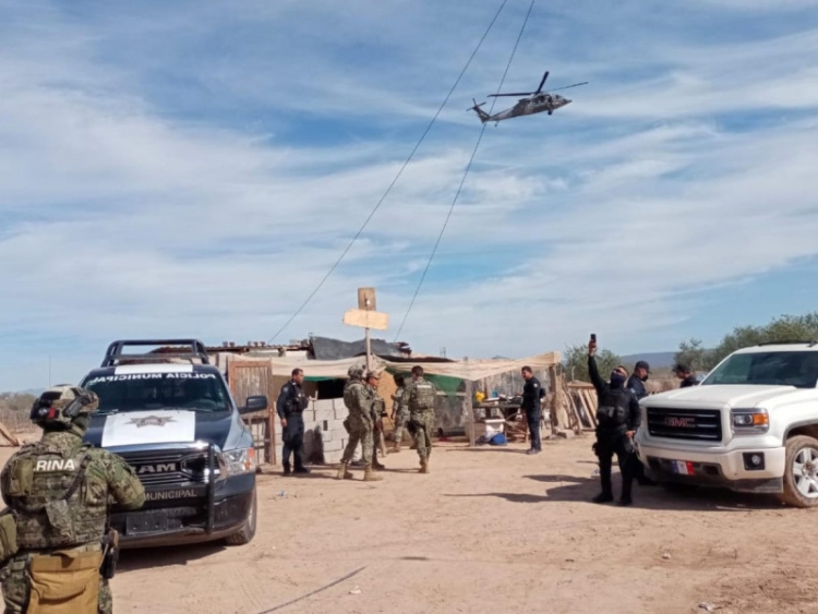 Llegan refuerzos militares a Sonora y detienen a 14 sicarios con granadas y armas largas