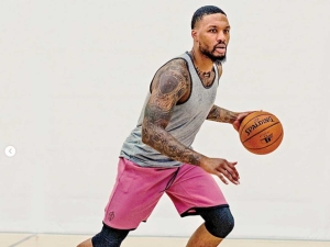 Lillard prepara maletas para jugar con los Bucks