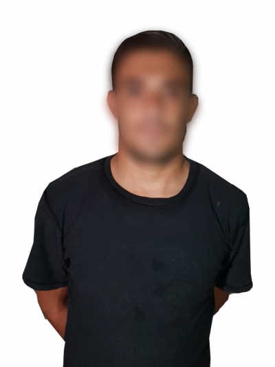 Detienen polic&iacute;as a persona en posesi&oacute;n de supuesta droga