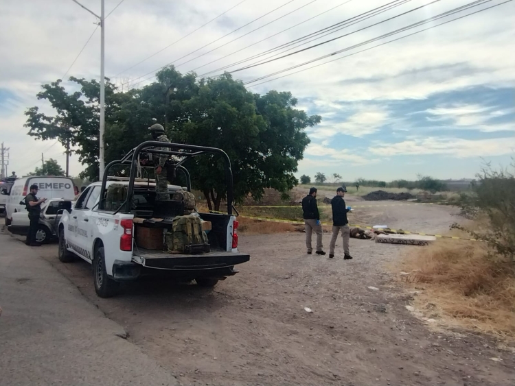Dejan a dos hombres ejecutados cerca del tr&eacute;bol de Costa Rica, Culiac&aacute;n