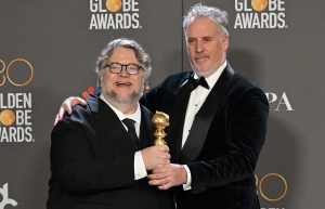Guillermo del Toro hace historia para M&eacute;xico al ganar una vez m&aacute;s en los Golden Globes con "Pinocho"