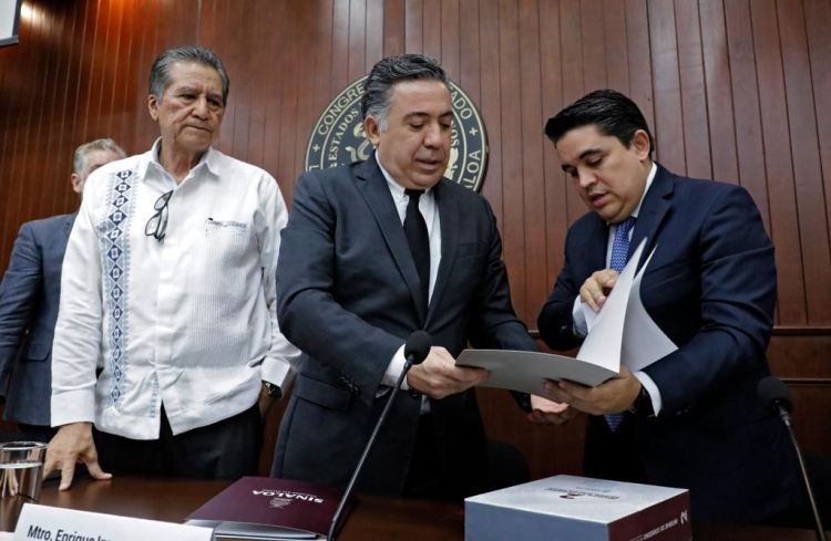 Env&iacute;a Rocha su Segundo Informe de Gobierno al Congreso del Estado