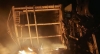 Chofer de cami&oacute;n de carga muere calcinado en volcadura e incendio, en Concordia