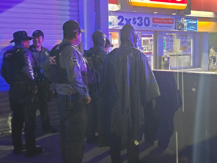 Un hombre fue asesinado a balazos en una tienda de conveniencia de la colonia Guadalupe en Culiac&aacute;n