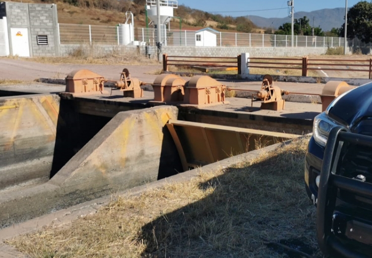 Descubren cuerpo de un hombre asesinado en el Canal Humaya, en Culiac&aacute;n