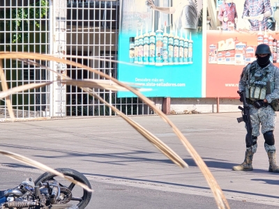 Muere una mujer atropellada por un motociclista, al cruzar el Blvd. Madero, en la Colonia Las Vegas, en Culiac&aacute;n