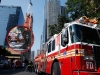 Gr&uacute;a se incendia y desploma en Nueva York; hay varios heridos