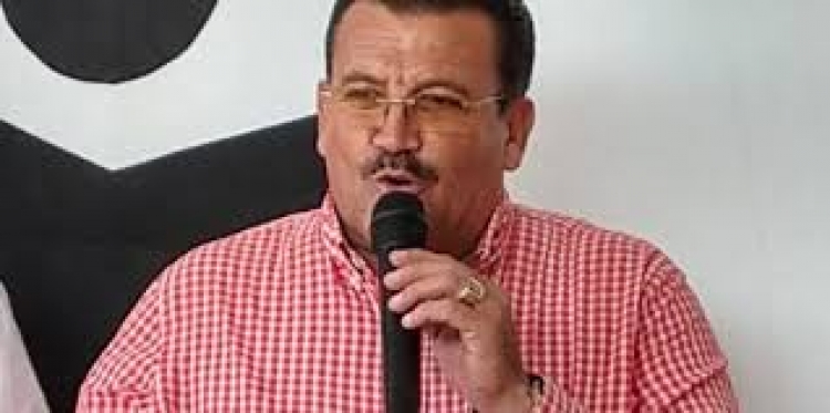 No son vacaciones aunque tengan casa en Altata: Eliazar Guti&eacute;rrez