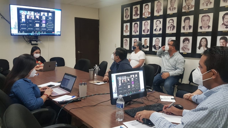 Ahogados por rentas y pagos de impuestos, comerciantes piden apoyo al Fescate
