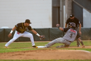 Deja Tomateros en la lona a Ca&ntilde;eros