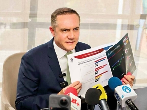 Adri&aacute;n Rubalcava acusa a PRI, PAN y PRD de imponer al precandidato a Jefe de Gobierno