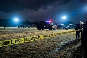 Ataque armado en canchas de f&uacute;tbol en Salamanca, Guanajuato, deja 11 personas muertas y 12 heridos de gravedad