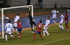 Costa Rica viene por el triunfo ante el Tri