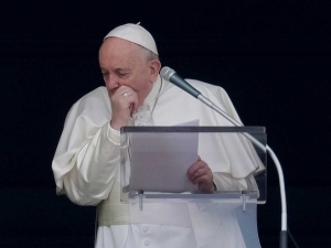 El Papa cancela retiro espiritual por resfriado