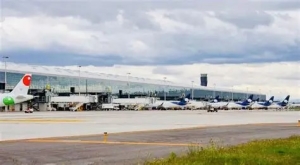 Rev&eacute;s a las aerol&iacute;neas mexicanas; Estados Unidos cancela vuelos desde el AIFA