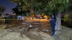 Ejecutan de varios balazos a un hombre que iba en bicicleta, en la Colonia 5 de Febrero, en Navolato