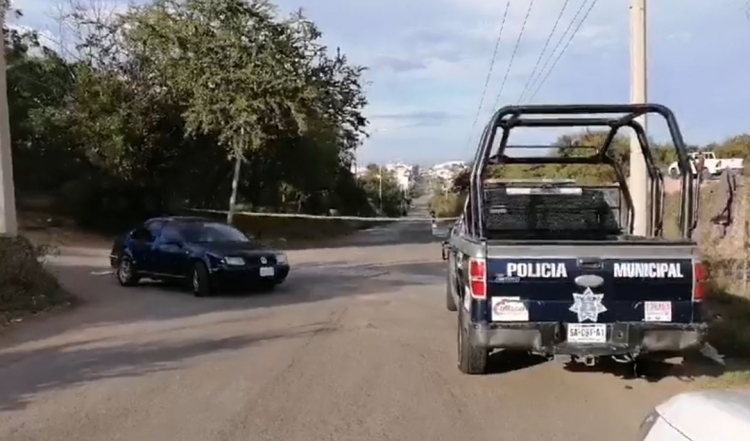 Vecinos de Montebello descubren cuerpo de joven ejecutado, en Culiac&aacute;n
