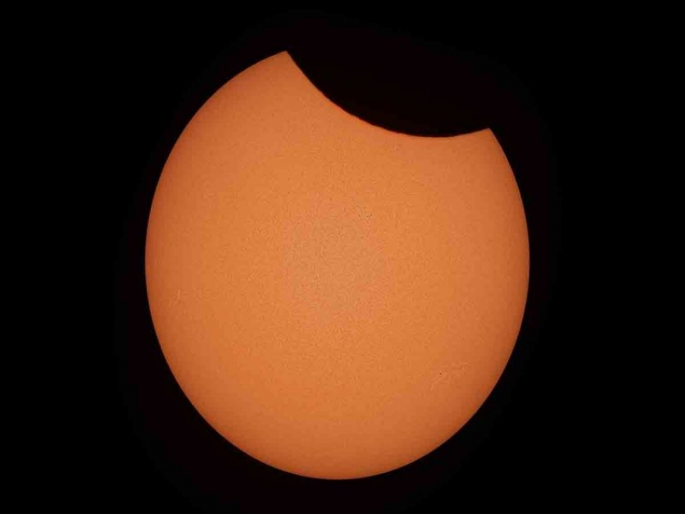 Hoy en la madrugada ocurrir&aacute; un largo eclipse lunar; checa aqu&iacute; todos los detalles