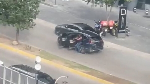 Balacera genera caos y p&aacute;nico en Plaza Andares en Zapopan, Jalisco; hay un muerto y tres heridos