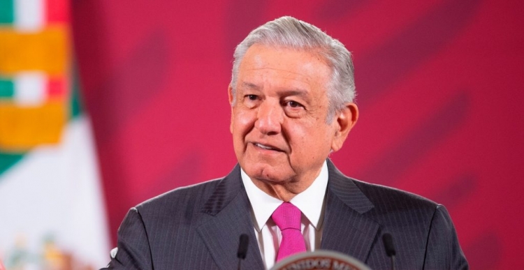 El presidente Andr&eacute;s Manuel L&oacute;pez Obrador dijo que presentar&aacute; una iniciativa para eliminar el outsourcing