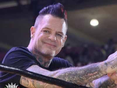 Vampiro Canadiense anuncia su retiro de la lucha libre tras m&aacute;s de 40 a&ntilde;os en el pancracio