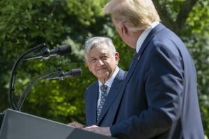 Fallaron los pron&oacute;sticos, no nos peleamos y somos amigos, dice AMLO sobre Trump