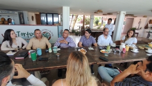 Alcalde de Navolato plantea trabajo conjunto con Promotora Tur&iacute;stica para la Bah&iacute;a de Altata para detonar el desarrollo del puerto