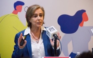 Intelectuales acusan a AMLO de venganza personal contra Mar&iacute;a Amparo Casar