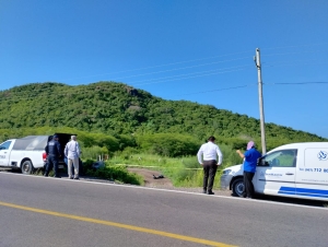 Abandonan cad&aacute;ver de una persona a lado de la carretera M&eacute;xico 15, al sur de Culiac&aacute;n
