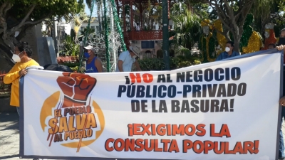 Ciudadanos protestan y se&ntilde;alan no a la privatizaci&oacute;n a la basura