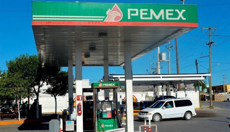 Aumentan precios de gasolinas y di&eacute;sel este viernes